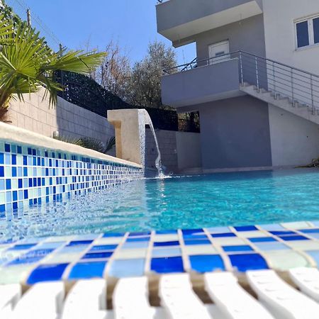 Villa Holiday Apartments Bar Zewnętrze zdjęcie