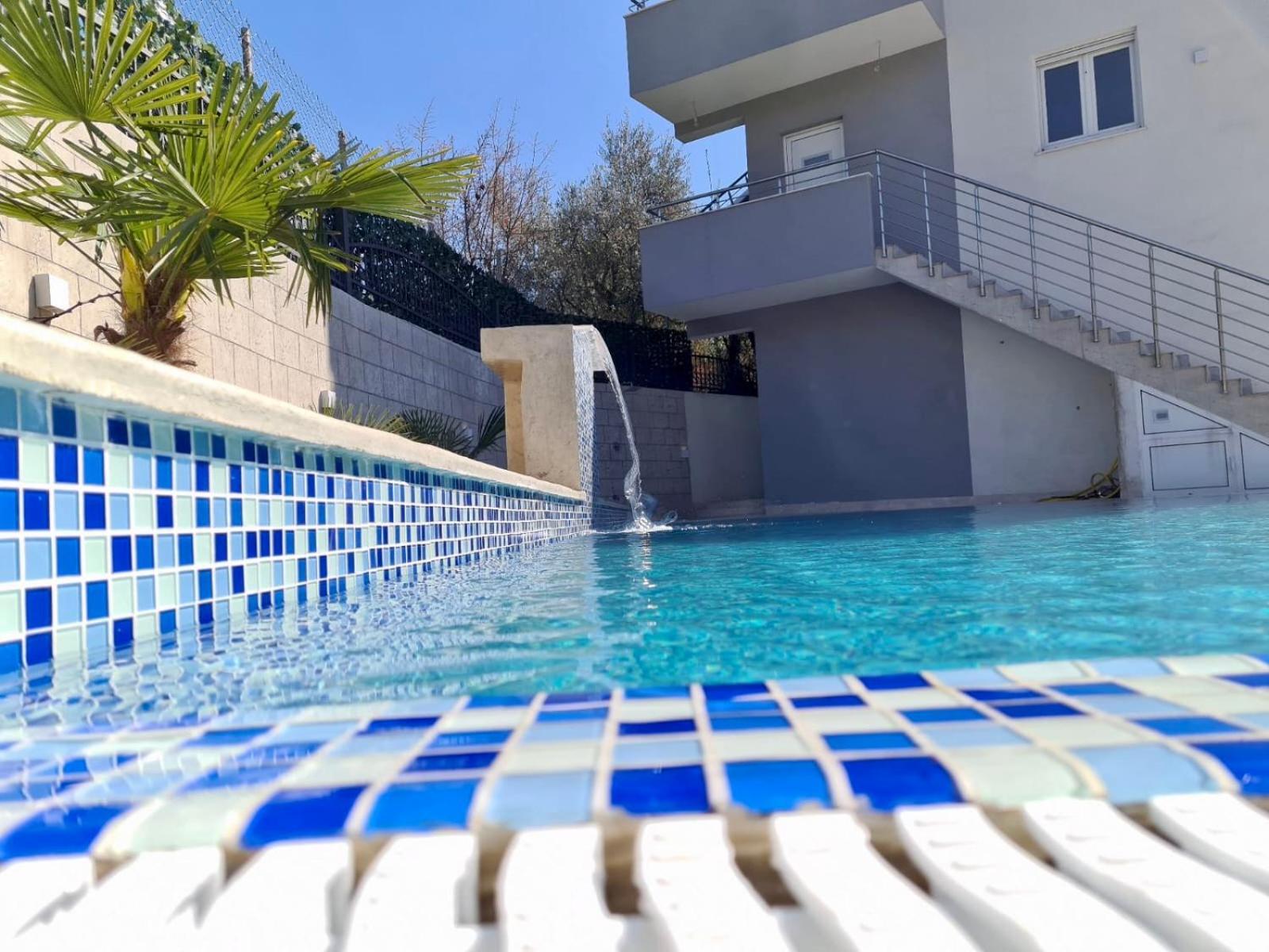 Villa Holiday Apartments Bar Zewnętrze zdjęcie